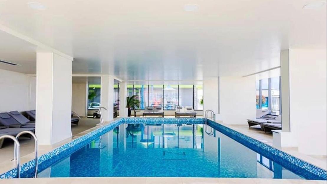 Apartament Rebeca Lux By Alezzi Beach Resort Năvodari Kültér fotó
