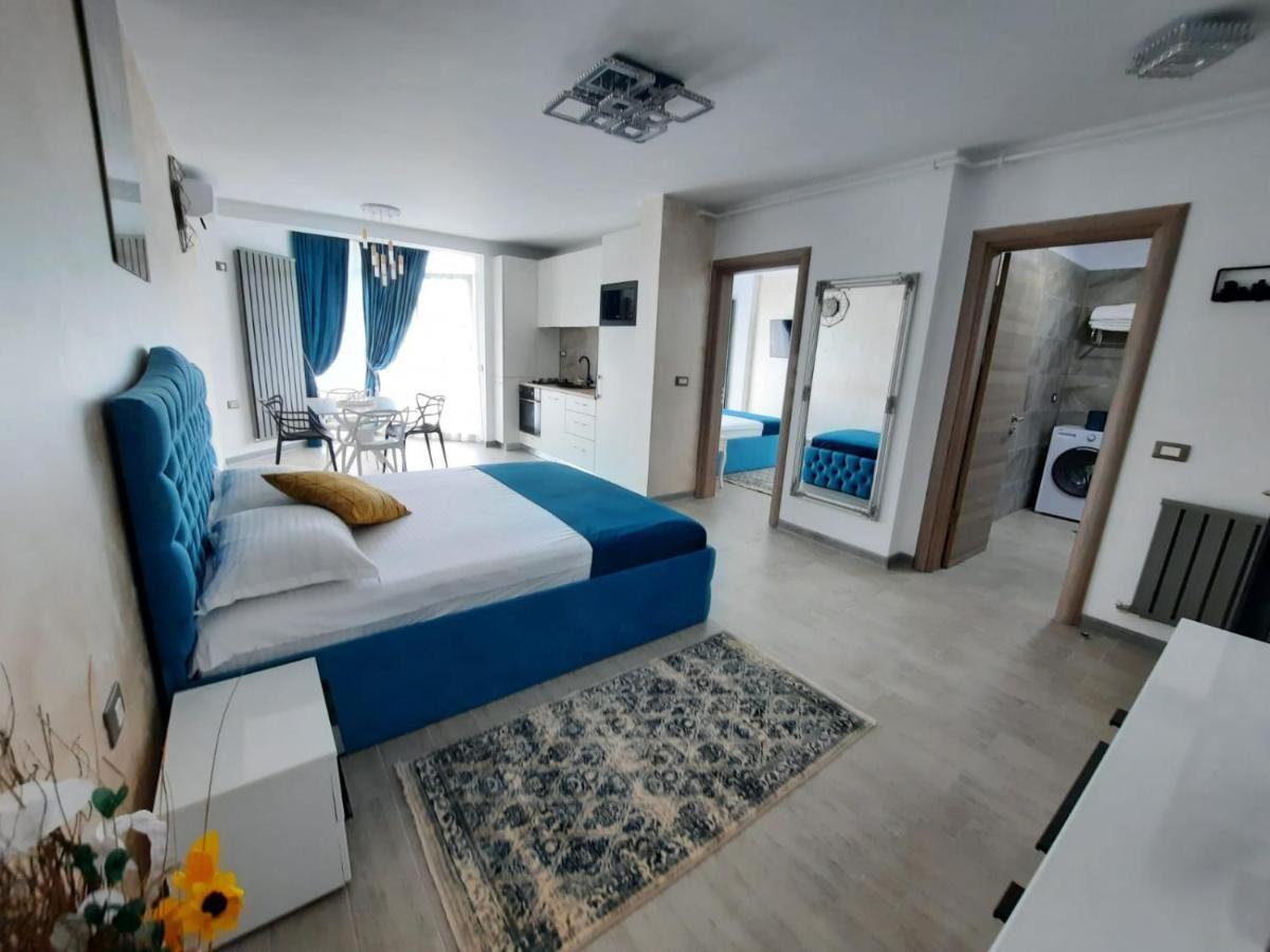 Apartament Rebeca Lux By Alezzi Beach Resort Năvodari Kültér fotó